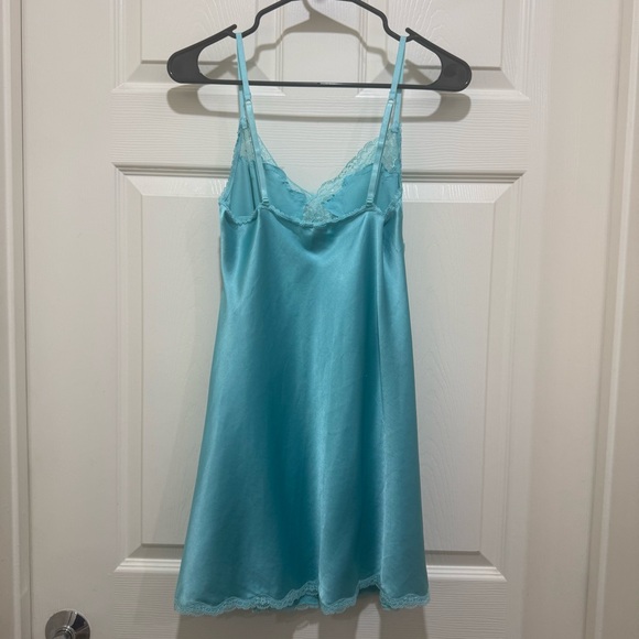 Victoria's Secret Light Blue Lace Chemise - Picture 6 of 6